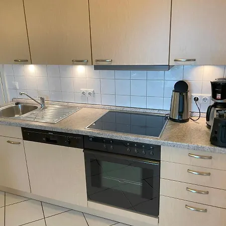 Stefanie Mit 3 Und Balkon Apartment *