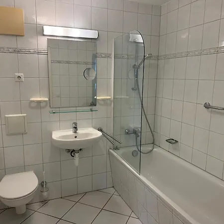 Stefanie Mit 3 Und Balkon Zempin