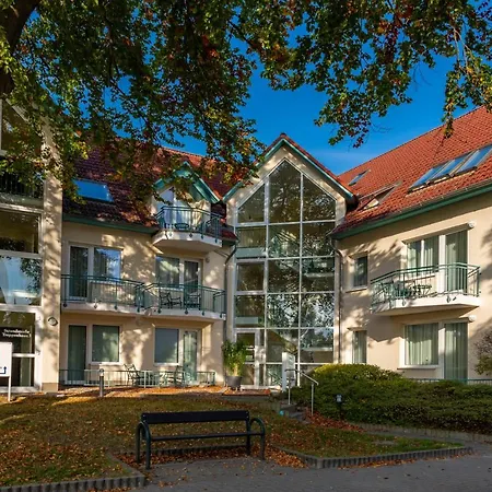 Stefanie Mit 3 Und Balkon Apartment