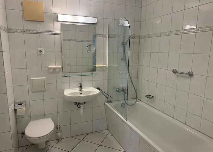 Stefanie Mit 3 Und Balkon Zempin